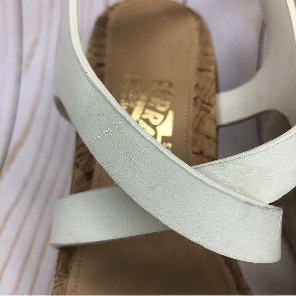 Salvatore Ferragamo White Leather Scalloped Wedge Espadrilles Sz 6 - Picture 8 of 14